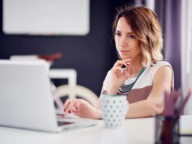 lady-at-desk